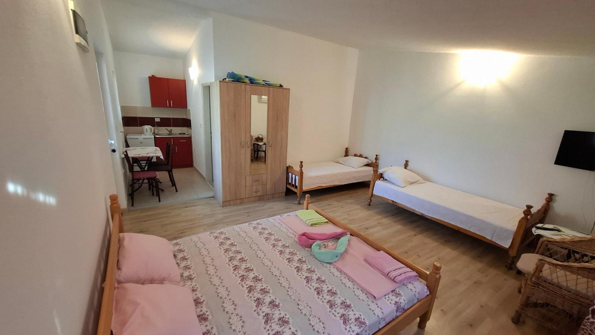Apartment Djokic Sutomore Bagian luar foto